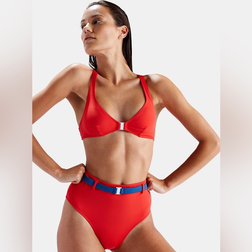 NWT Solid & Stripes swim team red bikini top - M